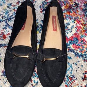 Union bay slip on flats. Size 8.